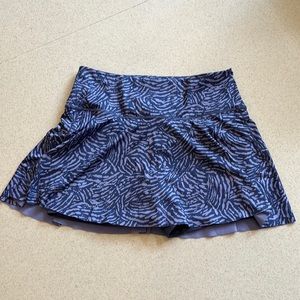 Athleta Match Point Tennis/Athletic 13.5”Skort in Dark Purple/Light Purple